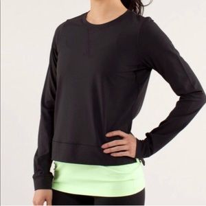 Lululemon Black Long Sleeve Runners Top